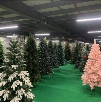 Christmas Tree Liquidation Pallets - Wholesale - Ninja Warehouse Liquidator