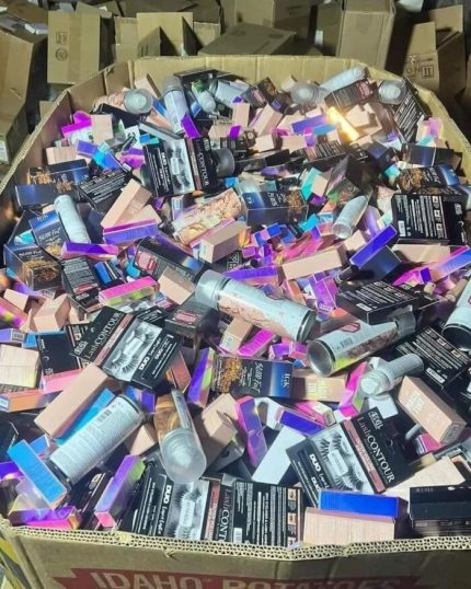 Laura Geller Makeup Liquidation Pallets - Wholesale - Ninja Warehouse Liquidator