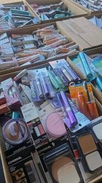 Laura Geller Makeup Liquidation Pallets - Wholesale - Ninja Warehouse Liquidator