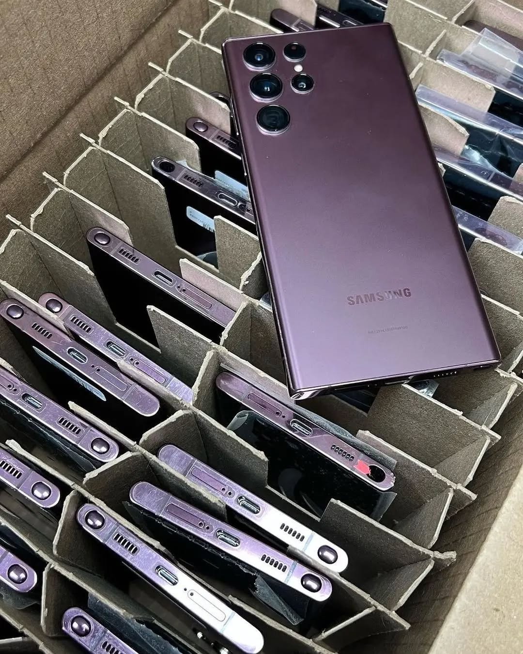 Samsung S22 Ultra Pallets – Wholesale - Ninja Warehouse Liquidator